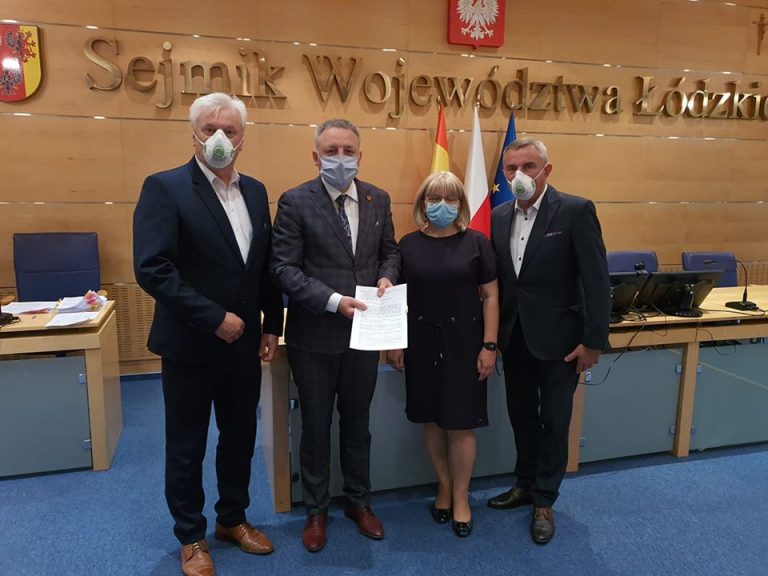 529 tysięcy złotych dla powiatu skierniewickiego na&nbsp;drogi dojazdowe do&nbsp;gruntów rolnych