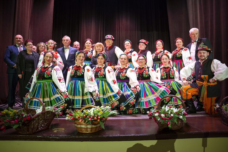 Obrazek wyróżniający - Na ludową nutę - Powiatowy Dzień Kobiet